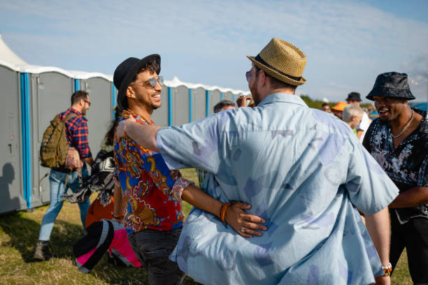 Portable Toilet Options We Offer in Ford Heights, IL